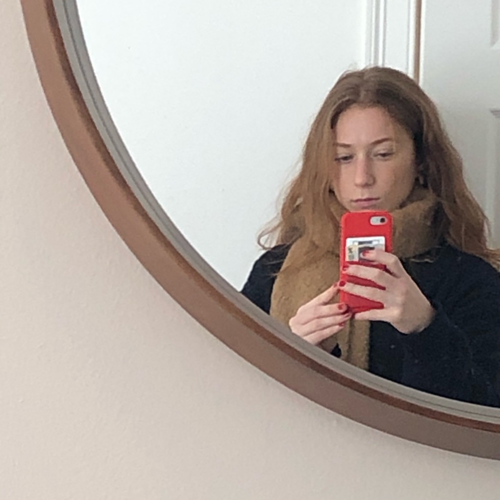 Meet your Posher, Caroline
